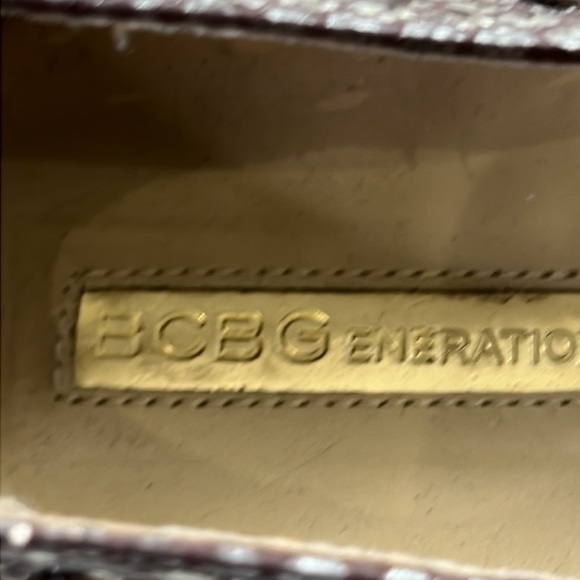 BCBGeneration Women's Vegan Slip on Cut  Out Metallic Loafer - Picture 4 of 8